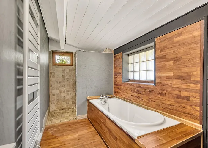 Ferienhaus Bienvenue A Zot *